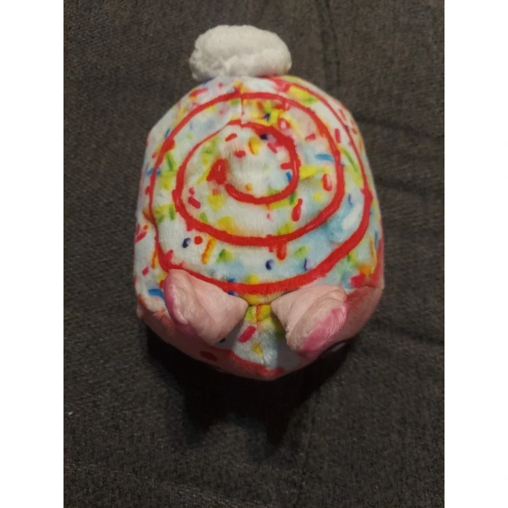 Cookeez Makery Baked Treatz BUNNY‎ Cinnamon Swirl 6